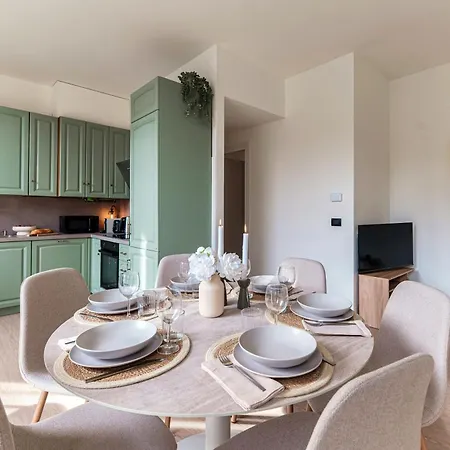 Casa Sara - By Myhomeincomo * Como